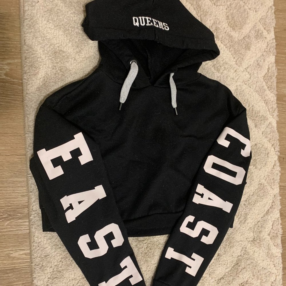 TopShop East Coast/Queens Cropped Sweatshirt *size small*
